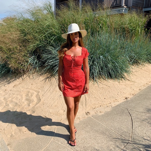 Beginnings Boutique red mini dress - Picture 1 of 4